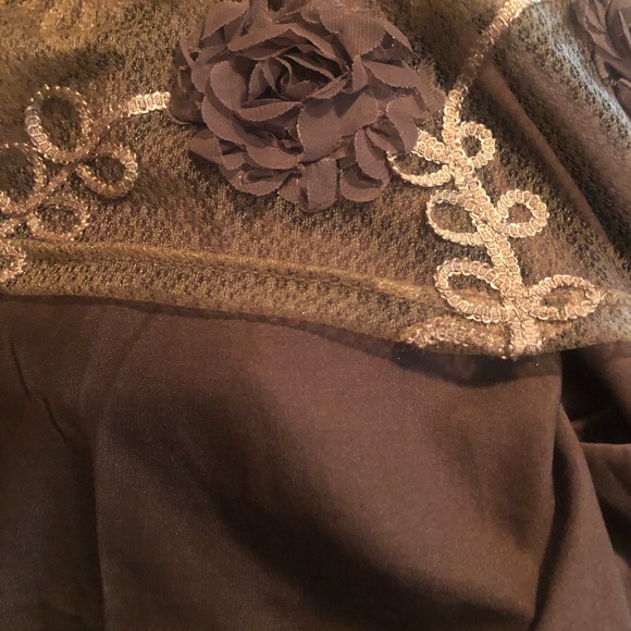 Lulumari really cute unique summer dress - Picture 8 of 9